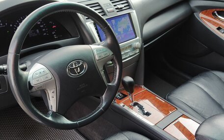 Toyota Camry, 2010 год, 1 100 000 рублей, 21 фотография