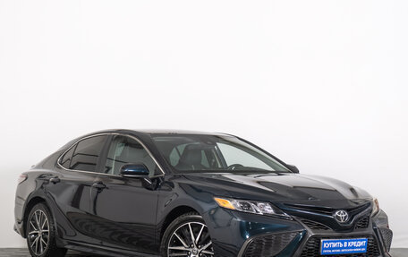 Toyota Camry, 2021 год, 3 149 000 рублей, 2 фотография