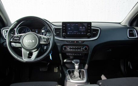 KIA cee'd III, 2022 год, 2 050 000 рублей, 9 фотография
