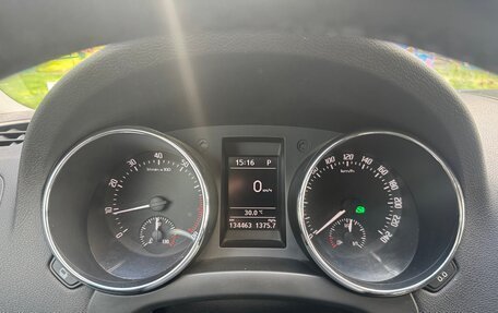 Skoda Yeti I рестайлинг, 2015 год, 1 650 000 рублей, 8 фотография