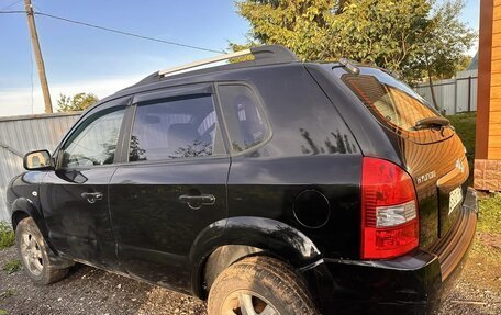 Hyundai Tucson III, 2006 год, 590 000 рублей, 2 фотография