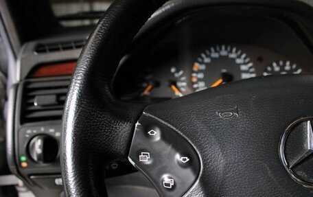 Mercedes-Benz E-Класс, 1996 год, 330 000 рублей, 13 фотография