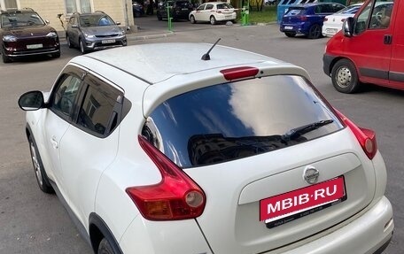Nissan Juke II, 2011 год, 900 000 рублей, 6 фотография