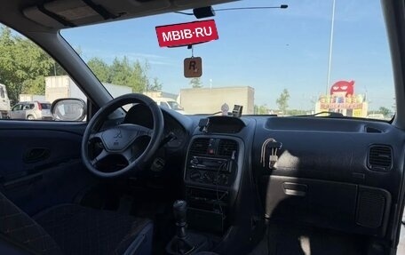 Mitsubishi Carisma I, 2002 год, 170 000 рублей, 15 фотография