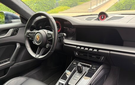 Porsche 911, 2019 год, 12 800 000 рублей, 30 фотография