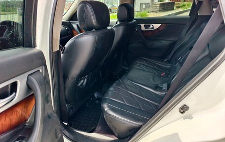 Infiniti FX II, 2011 год, 2 200 000 рублей, 21 фотография