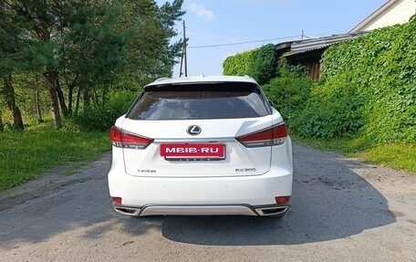 Lexus RX IV рестайлинг, 2020 год, 4 980 000 рублей, 5 фотография