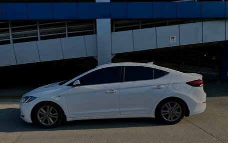 Hyundai Elantra VI рестайлинг, 2018 год, 1 500 000 рублей, 3 фотография