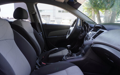 Chevrolet Cruze II, 2011 год, 599 000 рублей, 18 фотография
