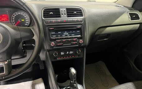Volkswagen Polo VI (EU Market), 2011 год, 550 000 рублей, 29 фотография