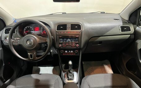 Volkswagen Polo VI (EU Market), 2011 год, 550 000 рублей, 25 фотография