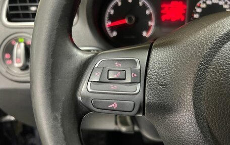 Volkswagen Polo VI (EU Market), 2011 год, 550 000 рублей, 35 фотография