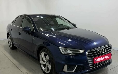 Audi A4, 2018 год, 2 110 000 рублей, 2 фотография