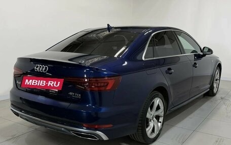 Audi A4, 2018 год, 2 110 000 рублей, 4 фотография