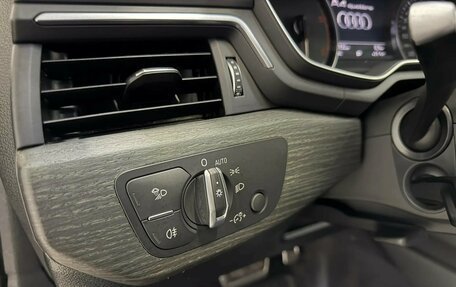Audi A4, 2018 год, 2 110 000 рублей, 9 фотография