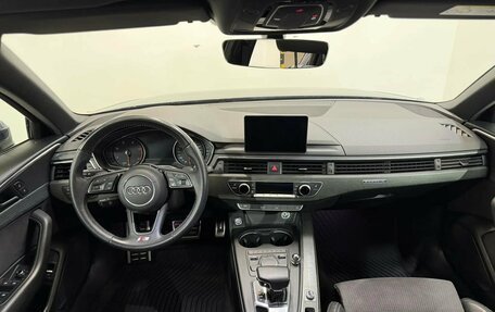 Audi A4, 2018 год, 2 110 000 рублей, 13 фотография