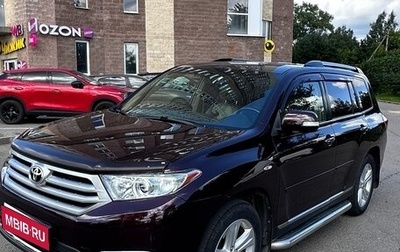 Toyota Highlander III, 2011 год, 1 700 000 рублей, 1 фотография