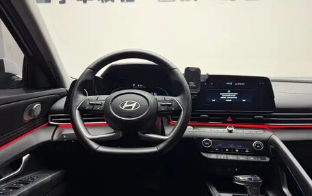 Hyundai Elantra, 2023 год, 1 320 666 рублей, 8 фотография