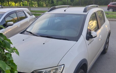 Renault Sandero II рестайлинг, 2022 год, 2 000 000 рублей, 5 фотография