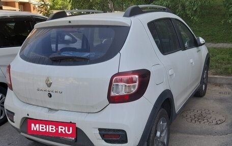 Renault Sandero II рестайлинг, 2022 год, 2 000 000 рублей, 2 фотография