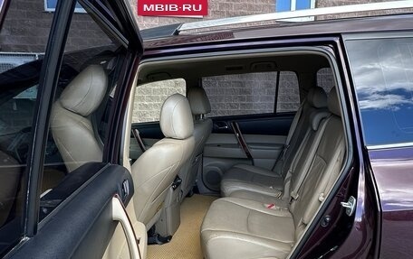 Toyota Highlander III, 2011 год, 1 700 000 рублей, 18 фотография