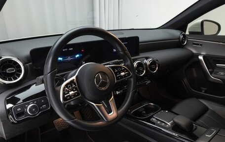 Mercedes-Benz A-Класс, 2021 год, 2 350 000 рублей, 7 фотография