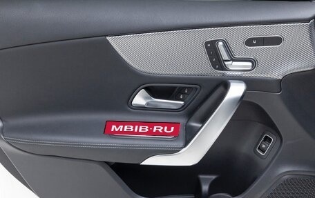 Mercedes-Benz A-Класс, 2021 год, 2 350 000 рублей, 13 фотография