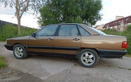 Audi 100, 1984 год, 270 000 рублей, 2 фотография