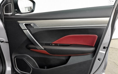 Geely Coolray I, 2022 год, 1 800 000 рублей, 25 фотография