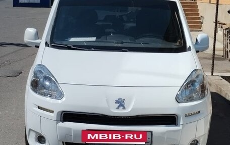 Peugeot Partner II рестайлинг 2, 2012 год, 640 000 рублей, 5 фотография