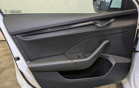Skoda Octavia IV, 2021 год, 2 465 000 рублей, 19 фотография