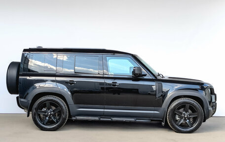 Land Rover Defender II, 2021 год, 7 200 000 рублей, 4 фотография