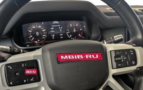 Land Rover Defender II, 2021 год, 7 200 000 рублей, 26 фотография