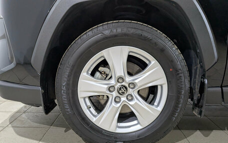 Toyota RAV4, 2022 год, 3 200 000 рублей, 12 фотография