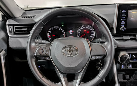 Toyota RAV4, 2022 год, 3 200 000 рублей, 22 фотография