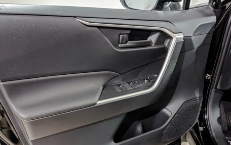 Toyota RAV4, 2022 год, 3 200 000 рублей, 19 фотография