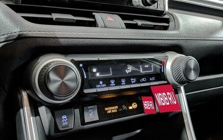 Toyota RAV4, 2022 год, 3 200 000 рублей, 21 фотография