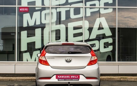 Hyundai Solaris II рестайлинг, 2016 год, 950 000 рублей, 4 фотография