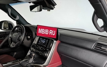 Lexus LX, 2022 год, 13 500 000 рублей, 13 фотография