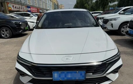 Hyundai Elantra, 2023 год, 1 680 000 рублей, 2 фотография