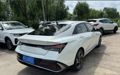Hyundai Elantra, 2023 год, 1 680 000 рублей, 5 фотография