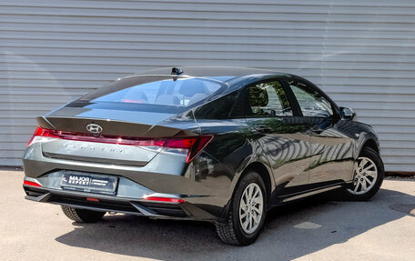 Hyundai Elantra, 2022 год, 2 115 000 рублей, 5 фотография