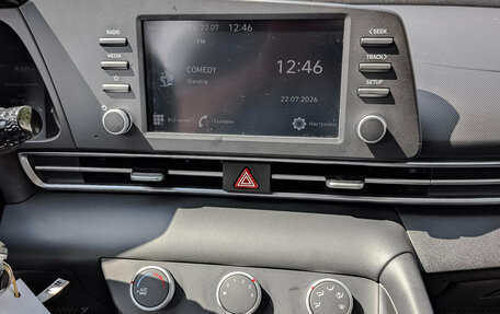 Hyundai Elantra, 2022 год, 2 115 000 рублей, 17 фотография