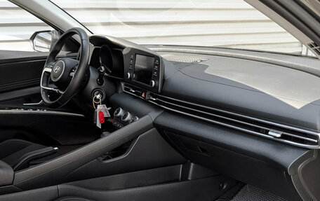 Hyundai Elantra, 2022 год, 2 115 000 рублей, 13 фотография