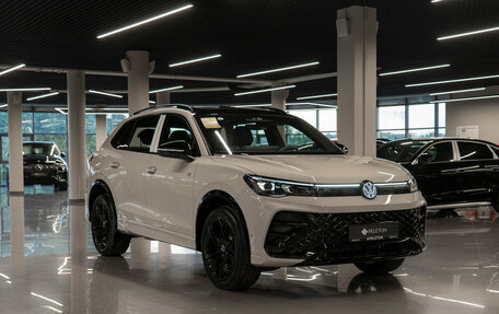 Volkswagen Tiguan, 2026 год, 4 900 000 рублей, 24 фотография
