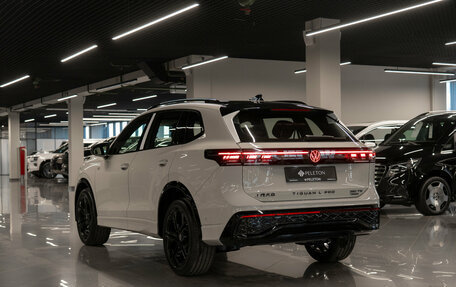 Volkswagen Tiguan, 2026 год, 4 900 000 рублей, 26 фотография