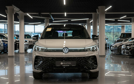 Volkswagen Tiguan, 2026 год, 4 900 000 рублей, 25 фотография