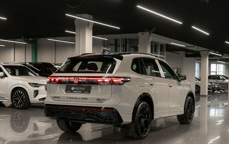 Volkswagen Tiguan, 2026 год, 4 900 000 рублей, 27 фотография