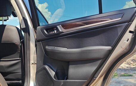 Subaru Outback IV рестайлинг, 2017 год, 2 200 000 рублей, 22 фотография