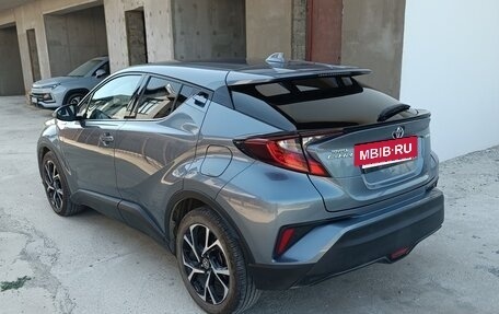Toyota C-HR I рестайлинг, 2020 год, 2 650 000 рублей, 4 фотография